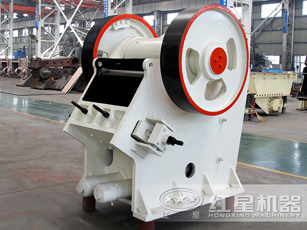 對比傳統(tǒng)鄂破機，新一代歐版鄂式破碎機具有哪些優(yōu)勢？