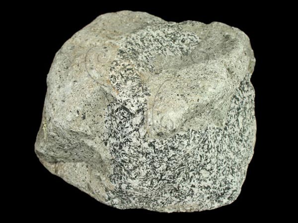乘載著全套流動破碎篩分機(jī)，小小的石頭實現(xiàn)了大大的夢想