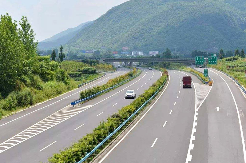 公路瀝青用礦粉設(shè)備多少錢一套？