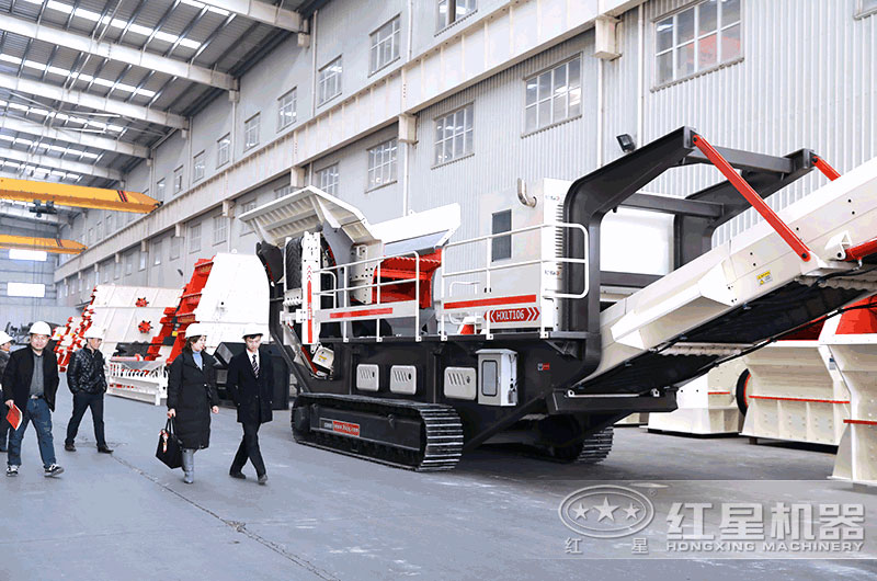 想找型號全、價格優(yōu)惠的履帶液壓巖石破碎機廠家，來這里！