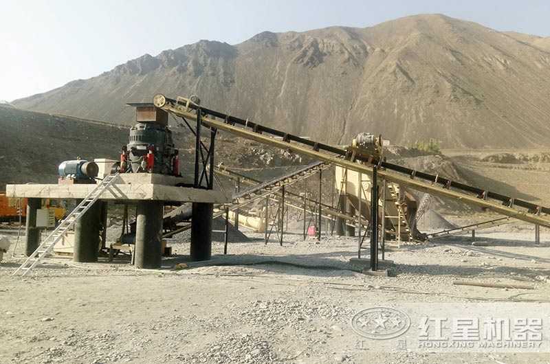 中型碎石機(jī)多少錢一臺(tái)，一天能碎多少石頭？